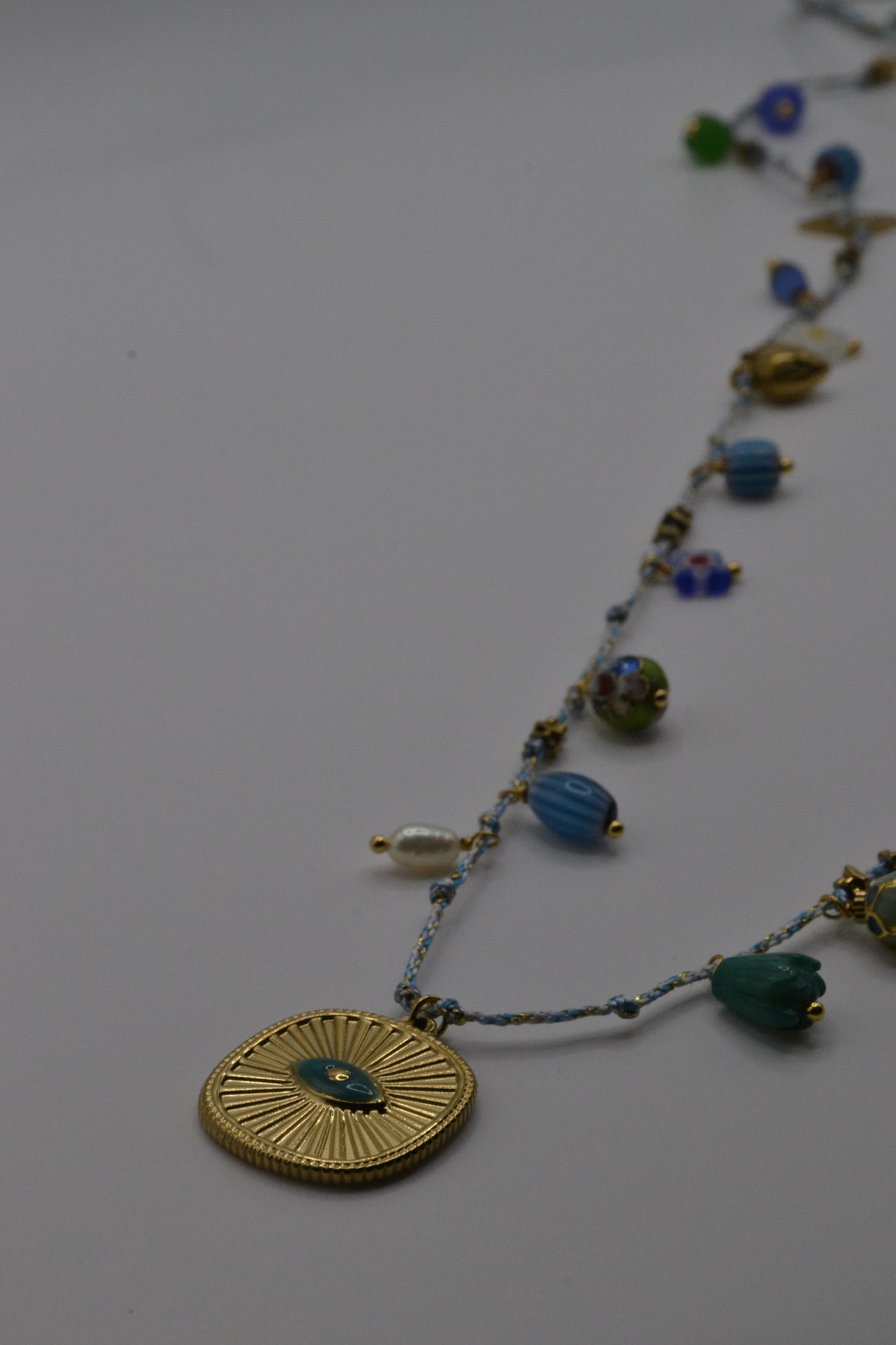 Collier sautoir charms bleu