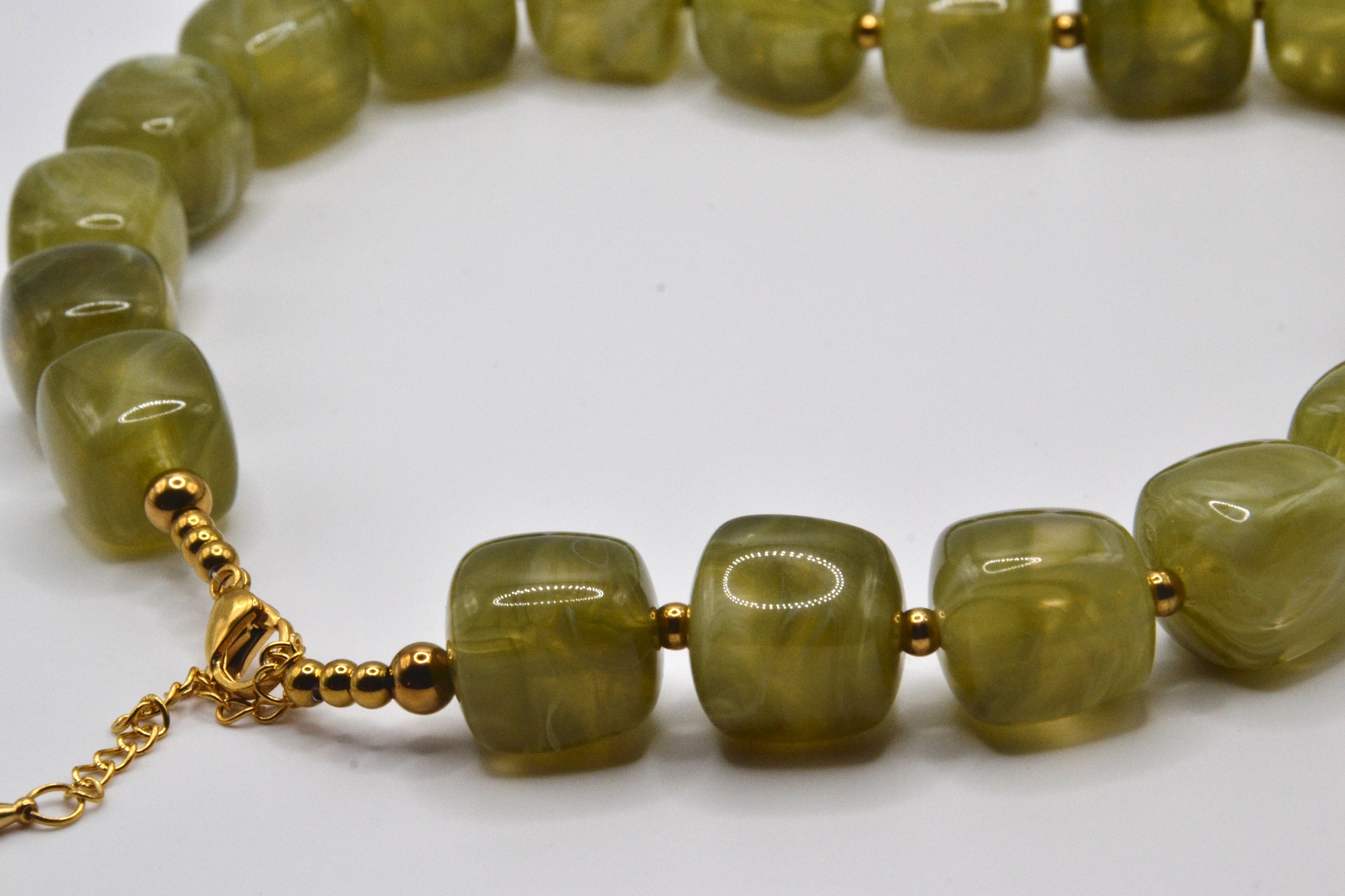 Colette Olive - Collier